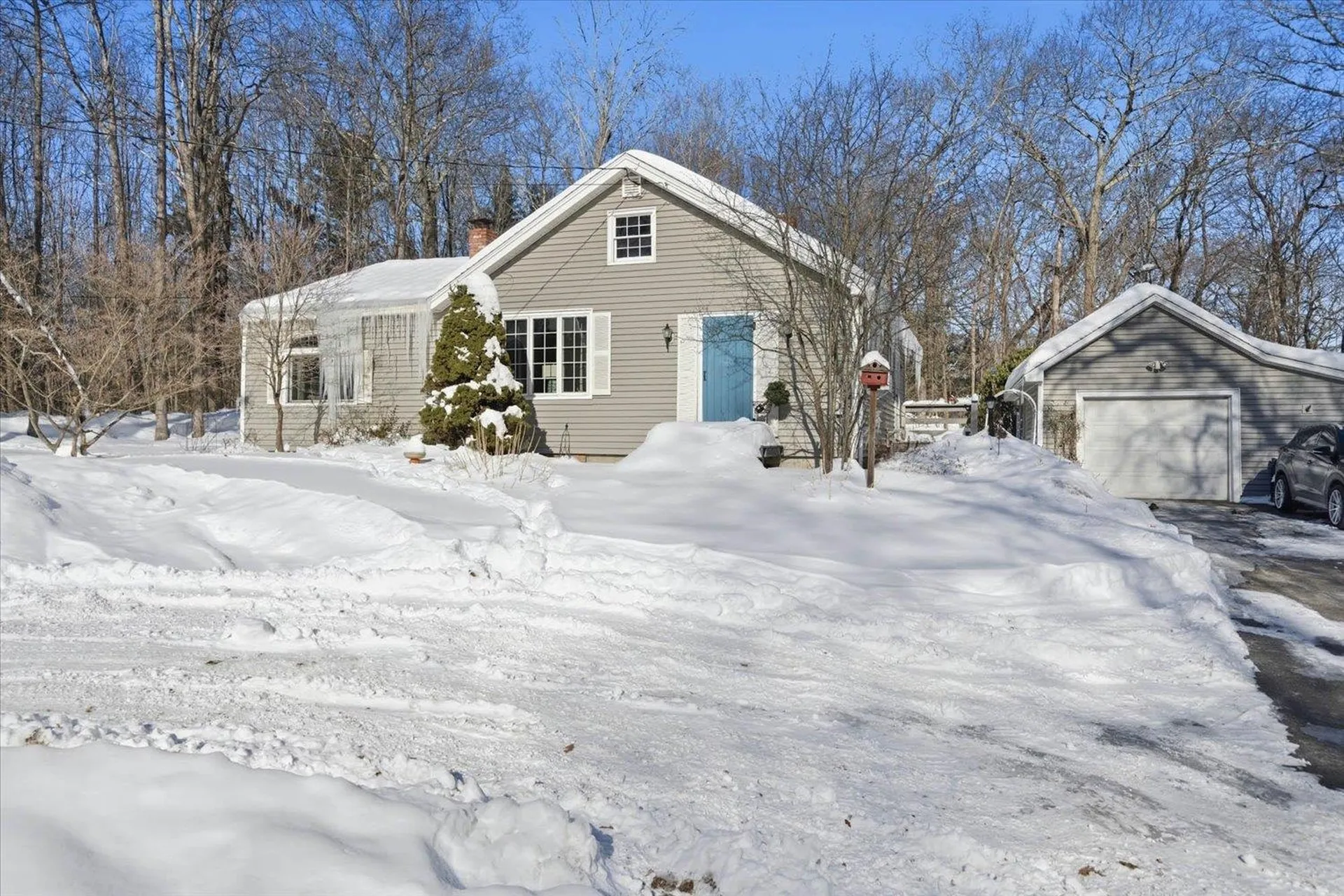 143 Walnut Avenue North Hampton NH 03862