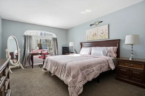 143 Walnut Avenue North Hampton NH 03862