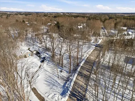 143 Walnut Avenue North Hampton NH 03862