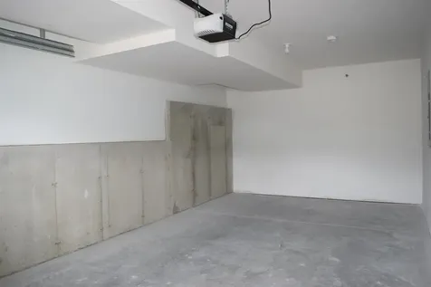 1 Saddle Rock Way Manchester NH 03102