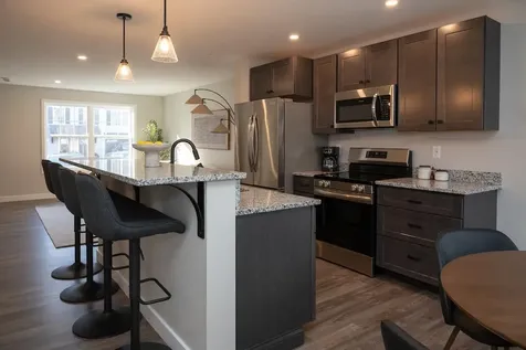 1 Saddle Rock Way Manchester NH 03102