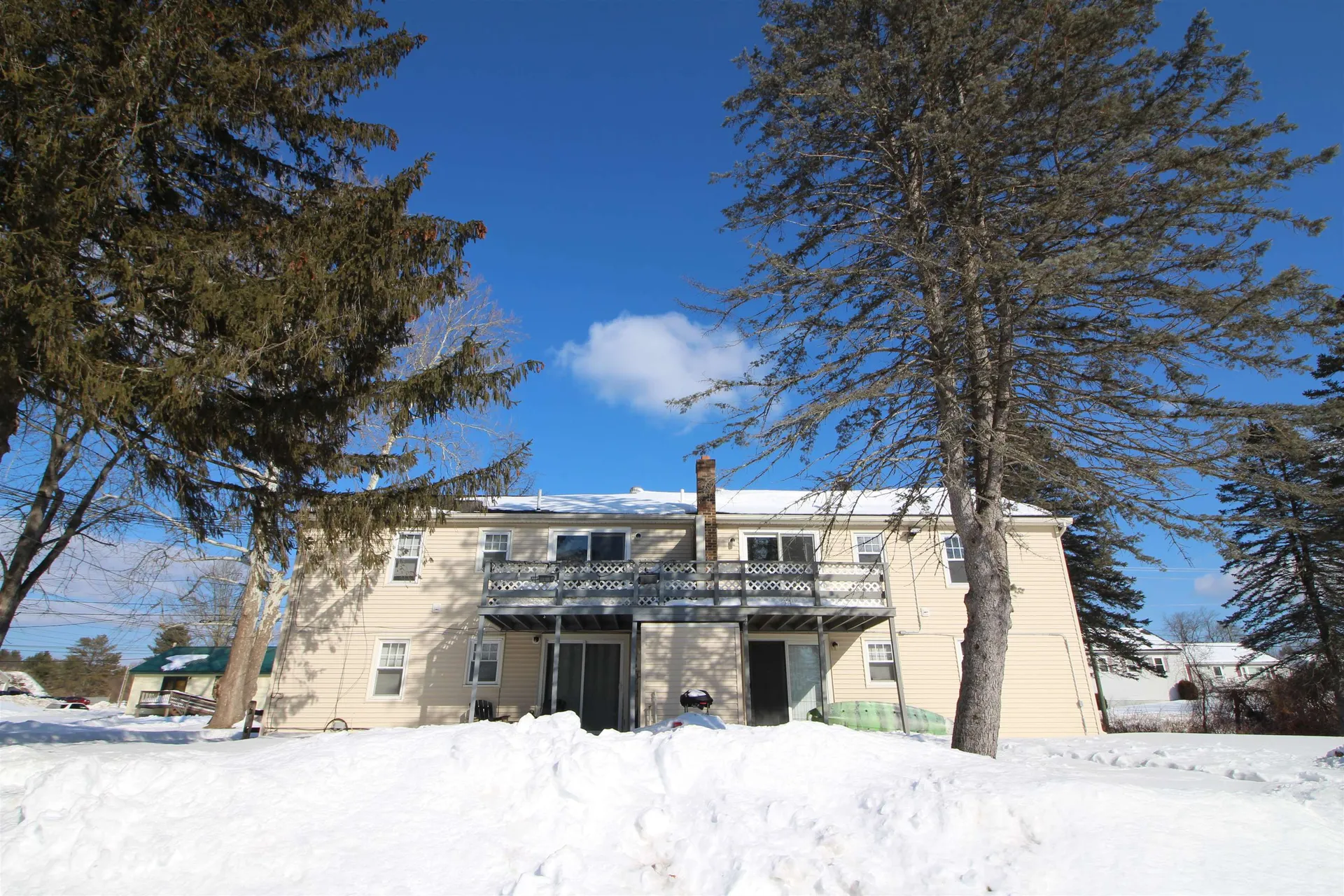 90 Franklin Street Derry NH 03038