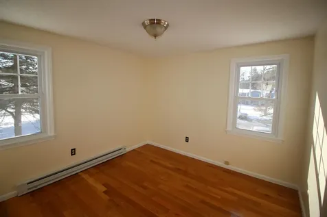 90 Franklin Street Derry NH 03038