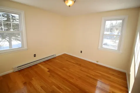 90 Franklin Street Derry NH 03038