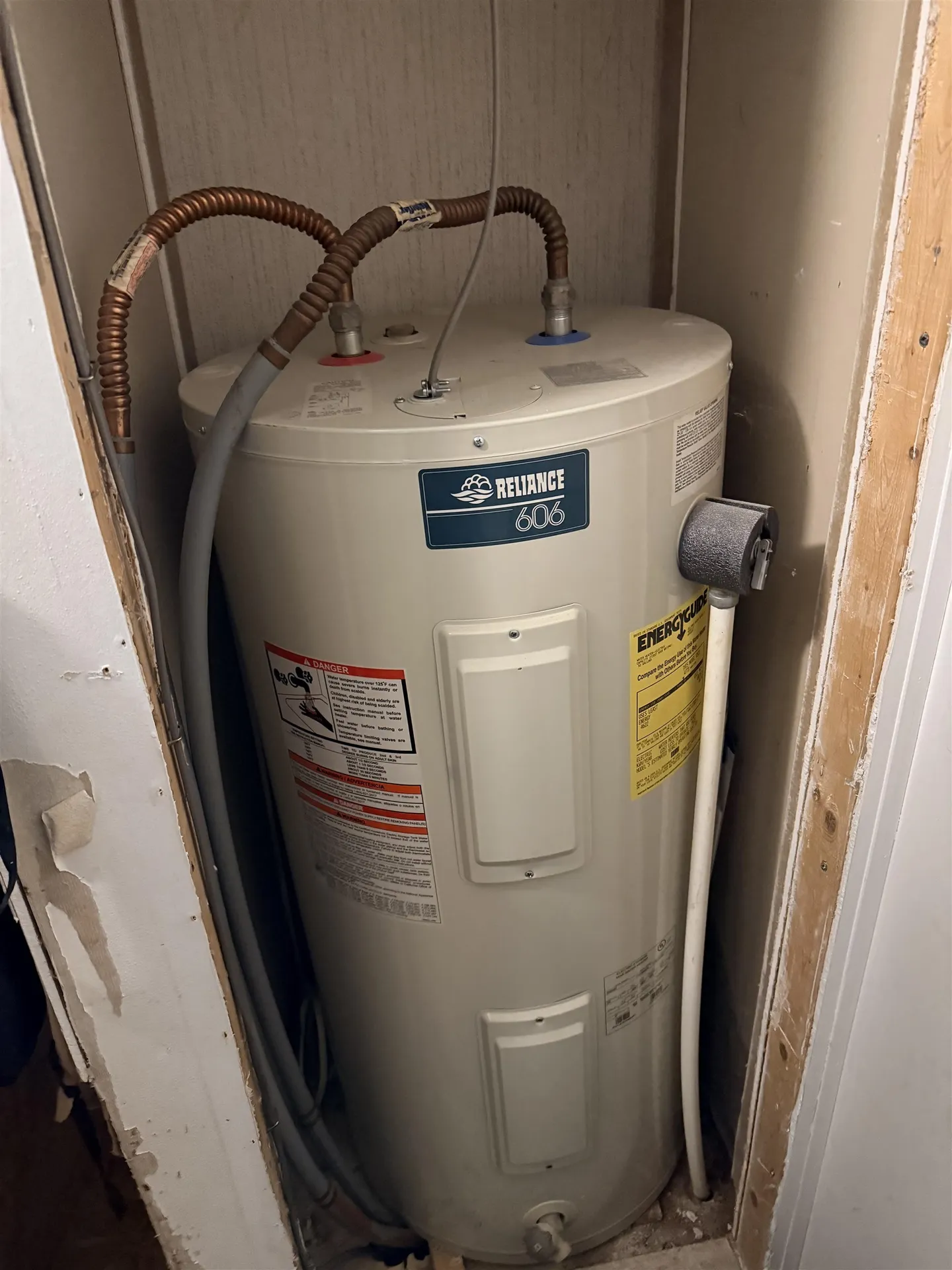 9 Mccusker Place Claremont NH 03743