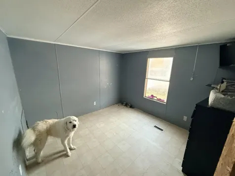 9 Mccusker Place Claremont NH 03743