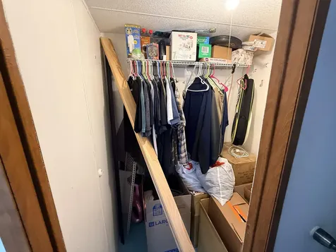 9 Mccusker Place Claremont NH 03743