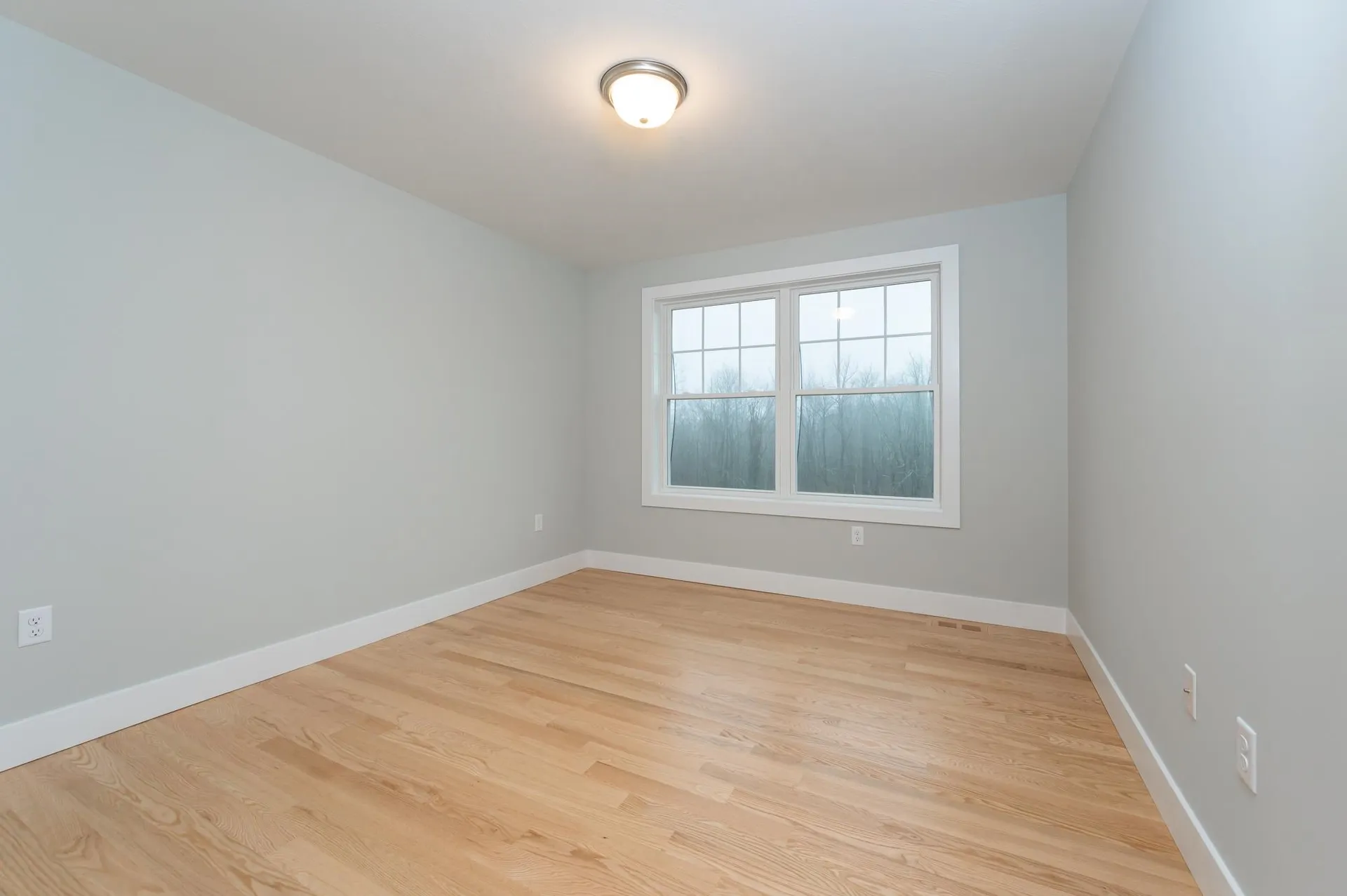 12 Robin Way Chester NH 03036