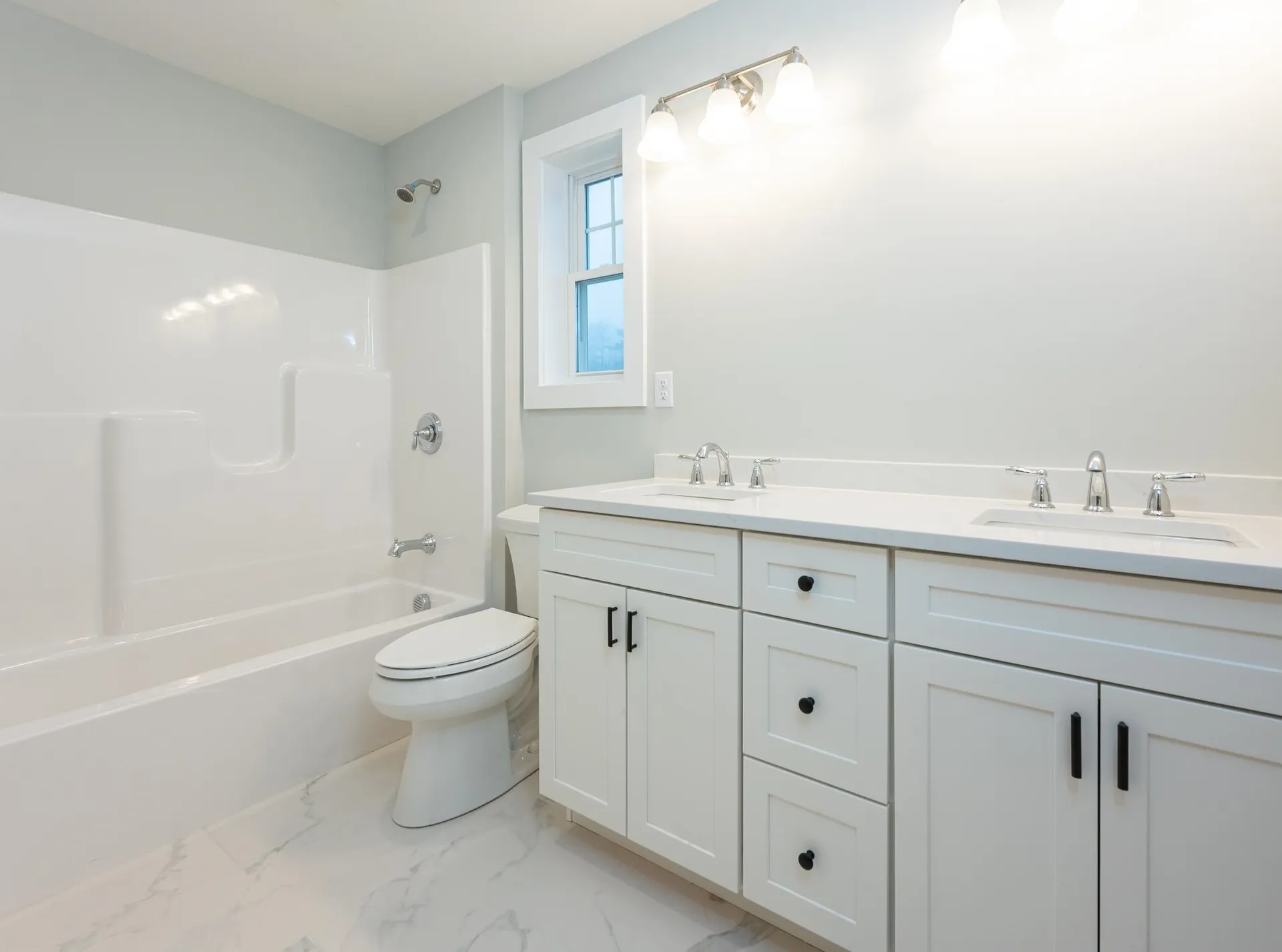 12 Robin Way Chester NH 03036