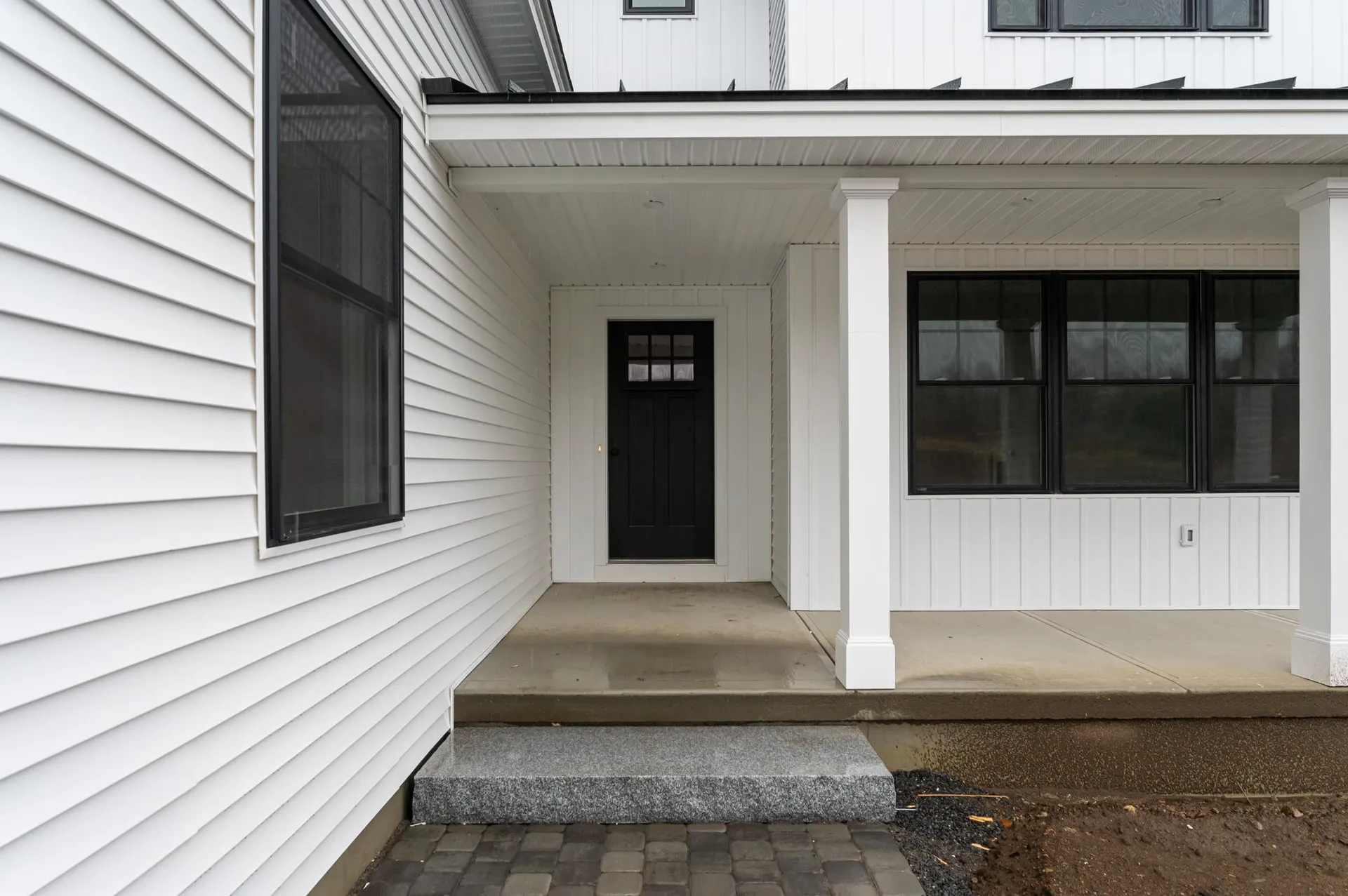 12 Robin Way Chester NH 03036