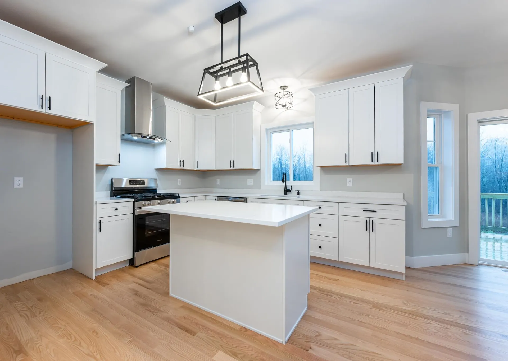12 Robin Way Chester NH 03036