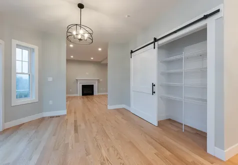 12 Robin Way Chester NH 03036