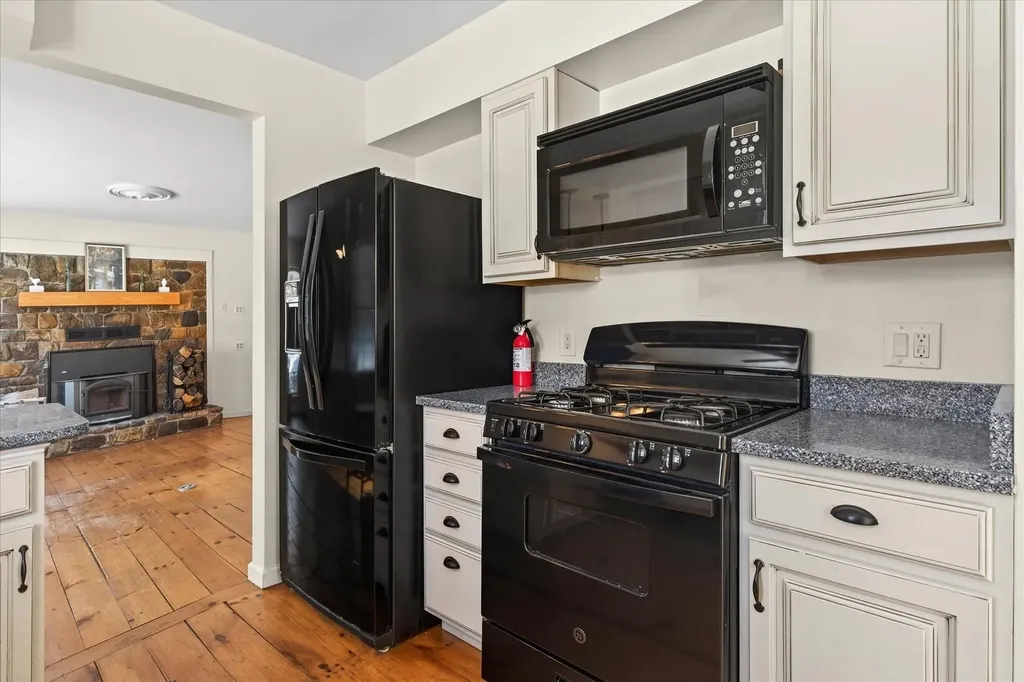 4030 Walker Mountain Road Clarendon VT 05777