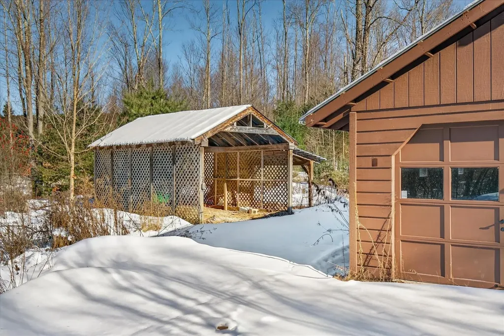 4030 Walker Mountain Road Clarendon VT 05777