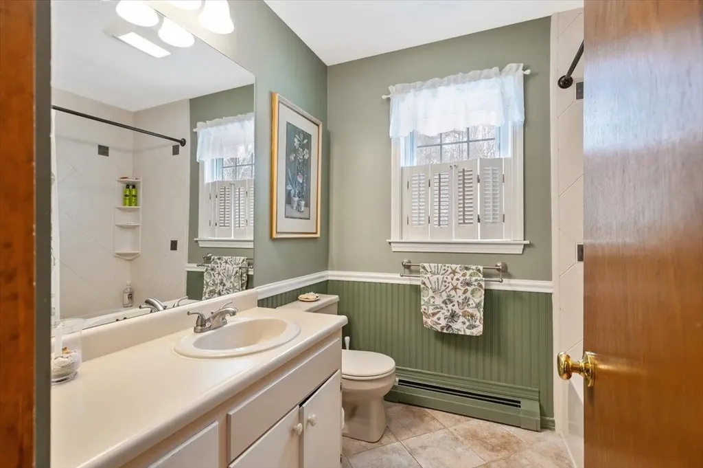 21 Kim Lane Milton VT 05468