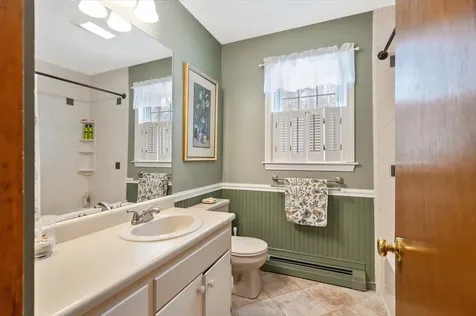 21 Kim Lane Milton VT 05468