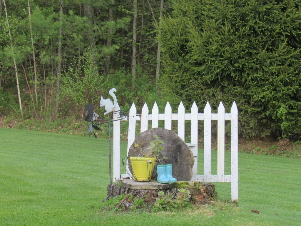 1901 Cross Road Jay VT 05859