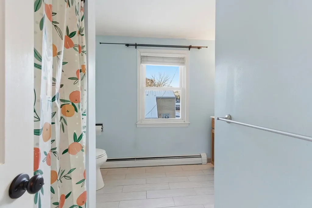 7 Bradford Street Nashua NH 03063