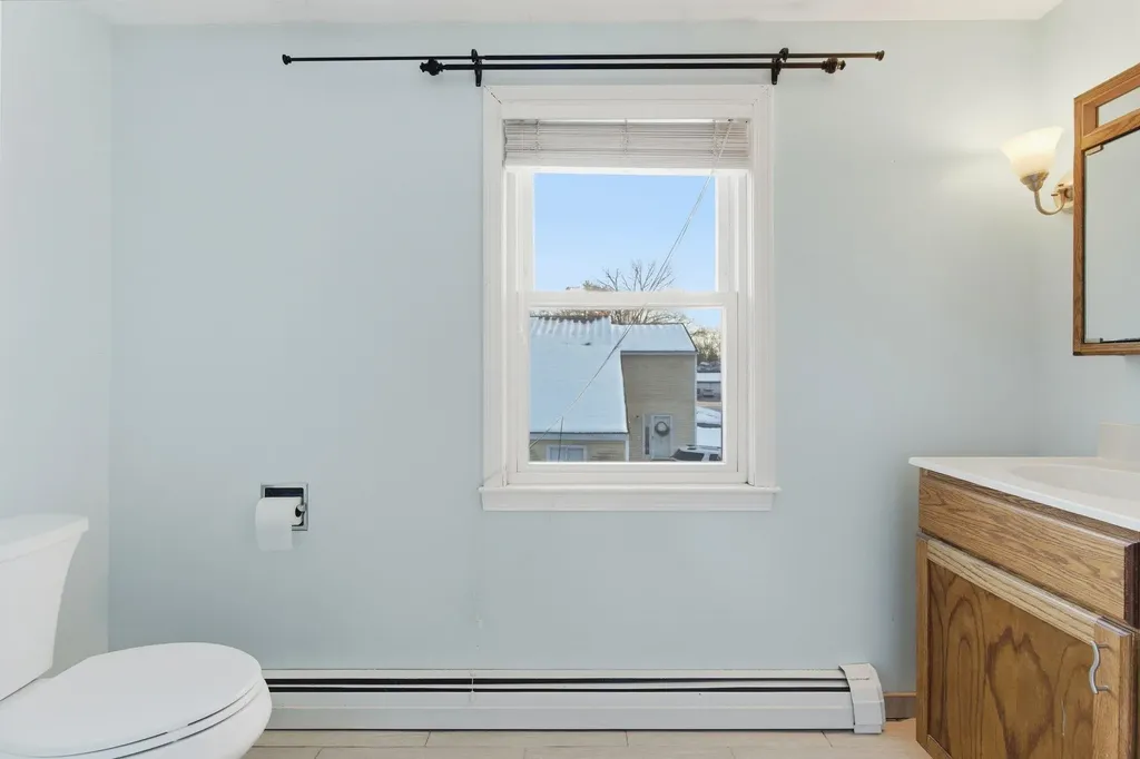 7 Bradford Street Nashua NH 03063