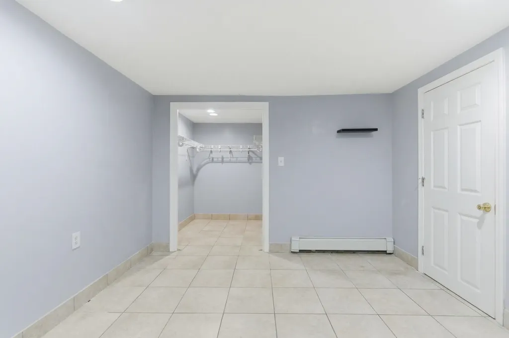 7 Bradford Street Nashua NH 03063