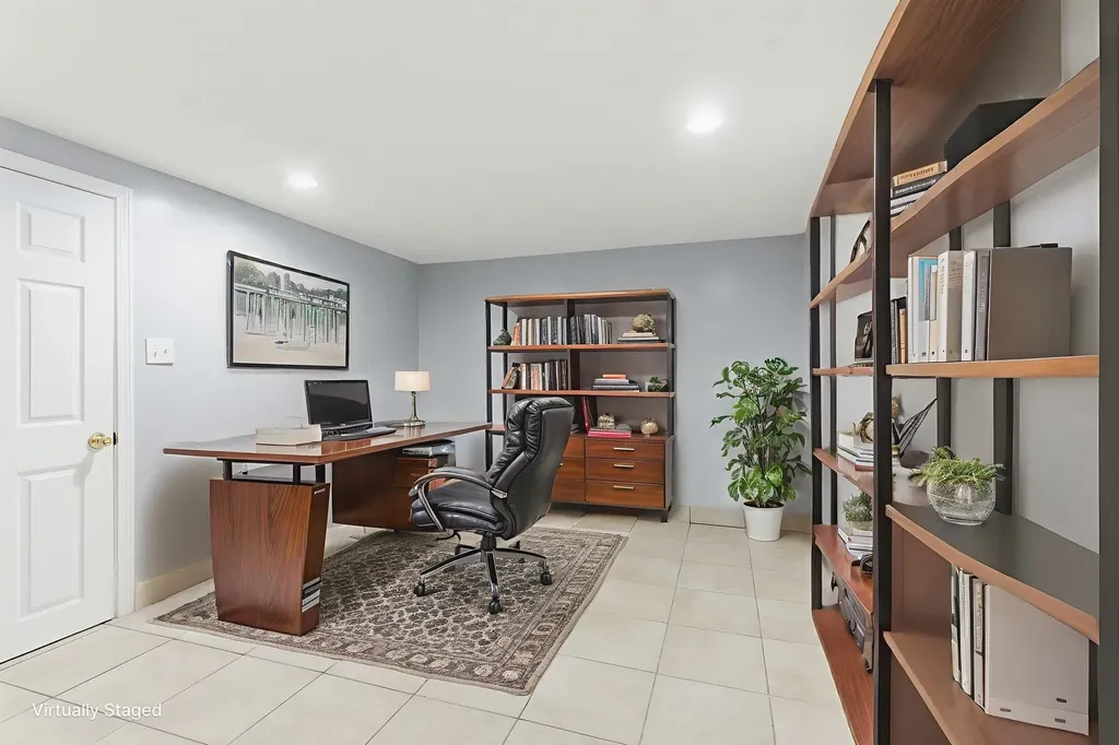 7 Bradford Street Nashua NH 03063