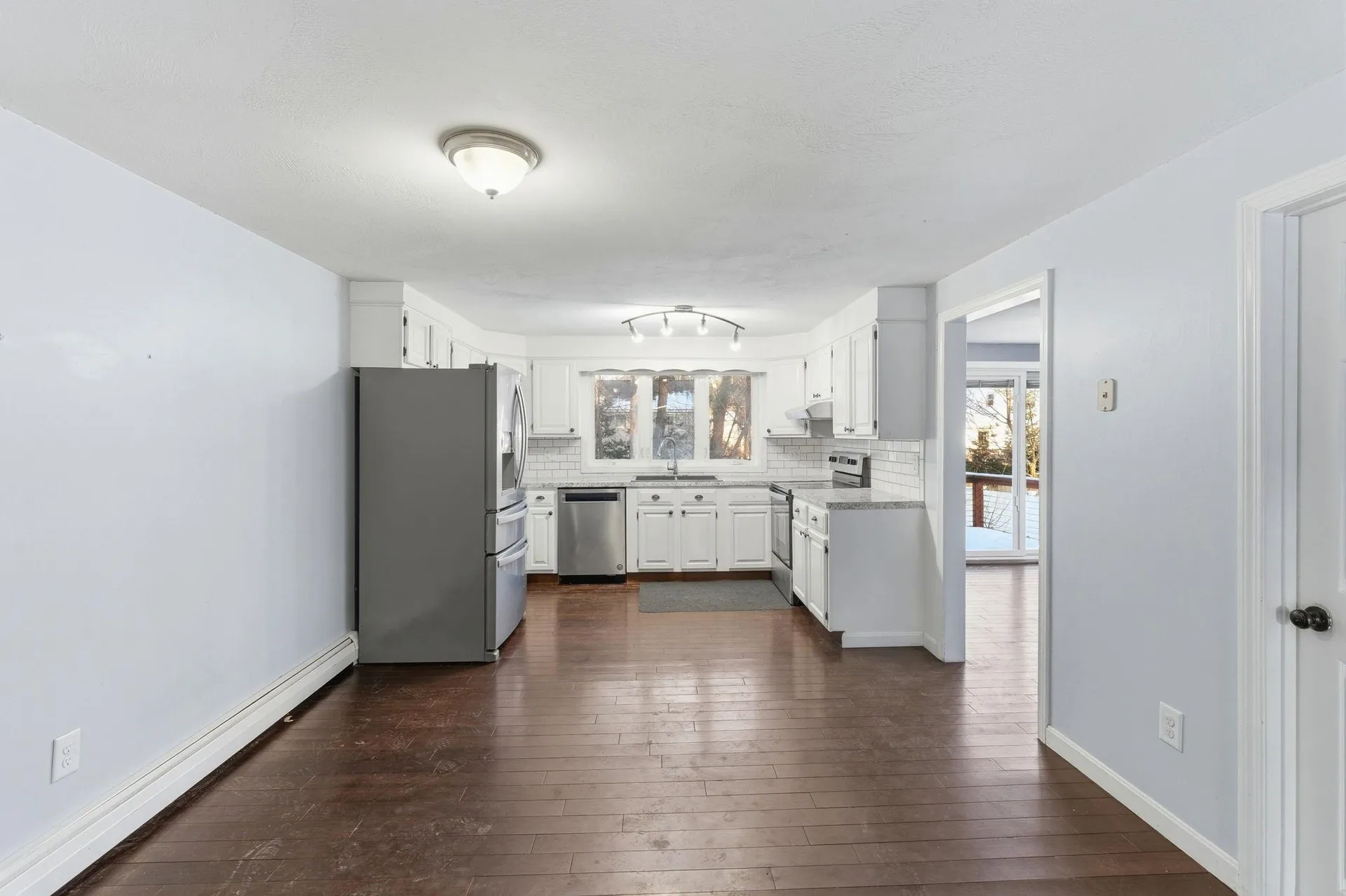 7 Bradford Street Nashua NH 03063