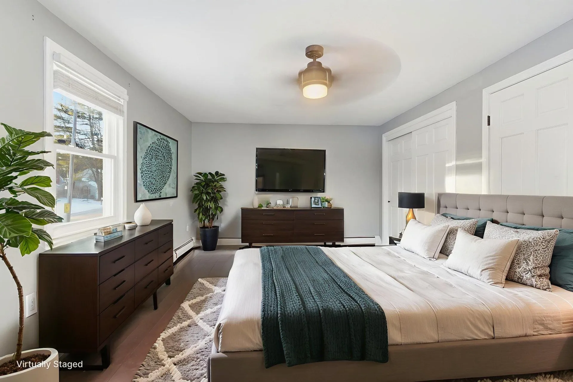 7 Bradford Street Nashua NH 03063