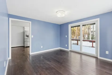 7 Bradford Street Nashua NH 03063