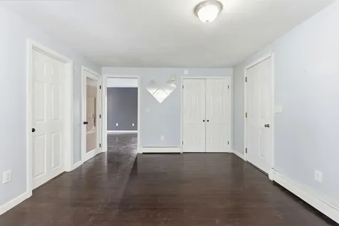 7 Bradford Street Nashua NH 03063