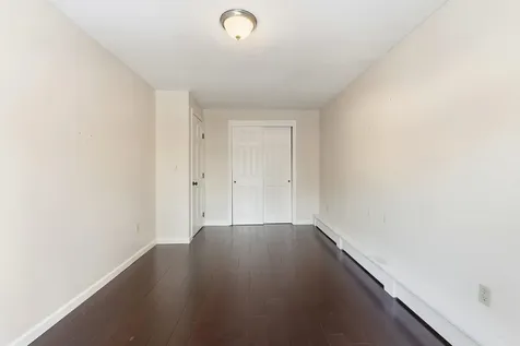 7 Bradford Street Nashua NH 03063