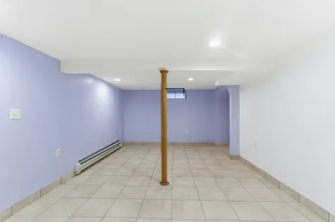 7 Bradford Street Nashua NH 03063