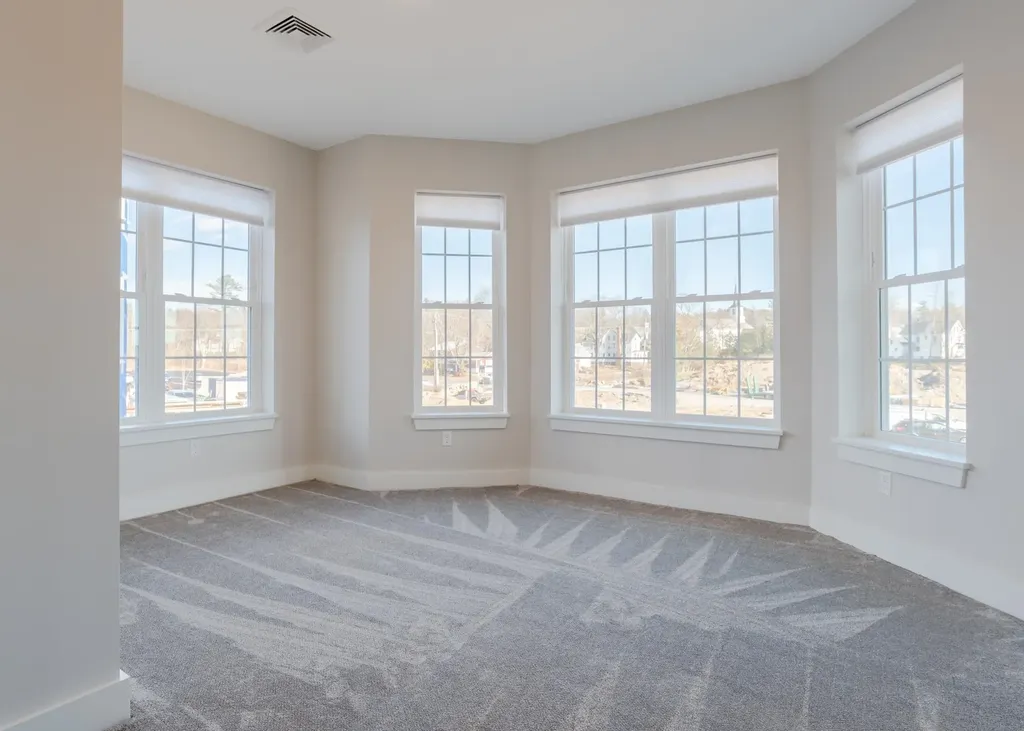 18 Sullivan Street Berwick ME 03901