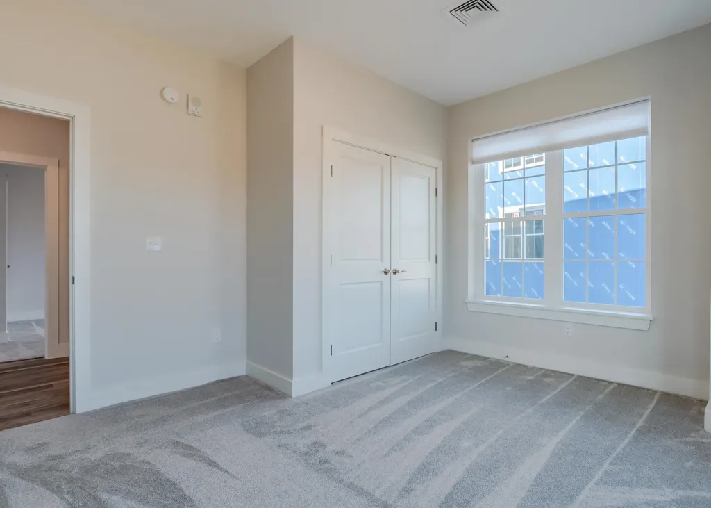 18 Sullivan Street Berwick ME 03901