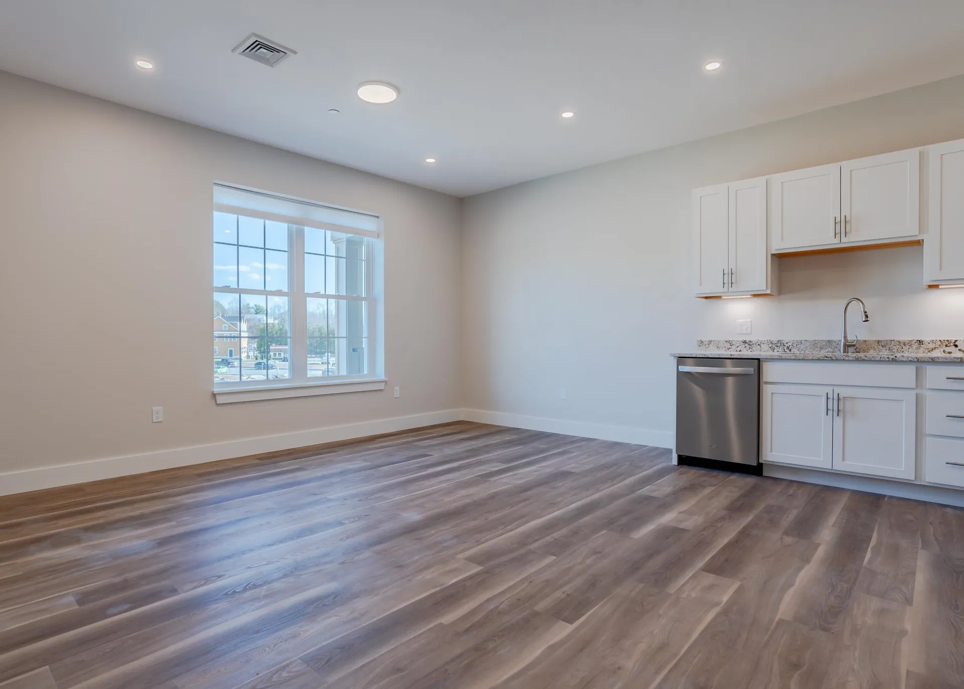 18 Sullivan Street Berwick ME 03901