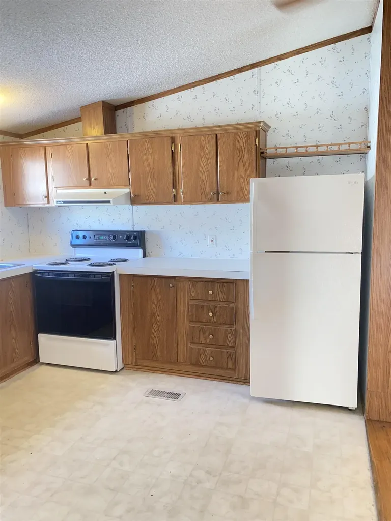 2095 Vermont Route 14 Sharon VT 05065