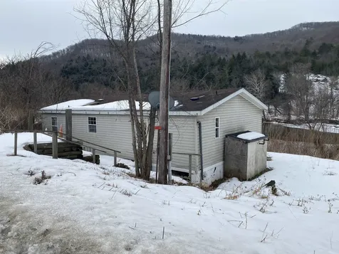 2095 Vermont Route 14 Sharon VT 05065