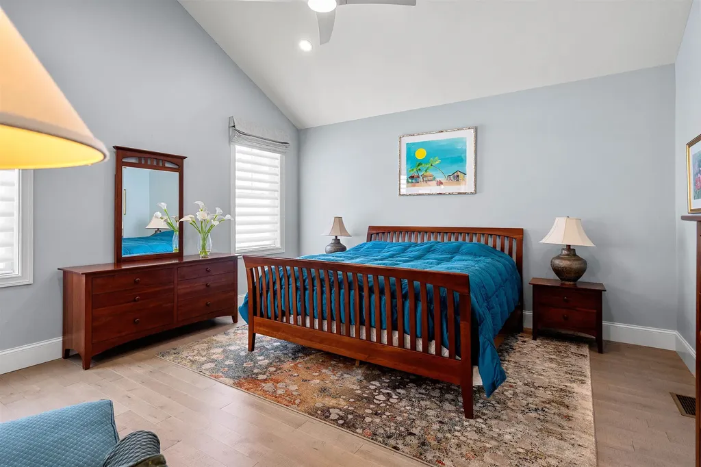 6 Testament Circle Nashua NH 03062