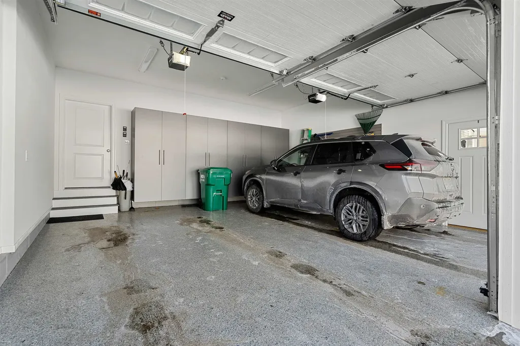 6 Testament Circle Nashua NH 03062