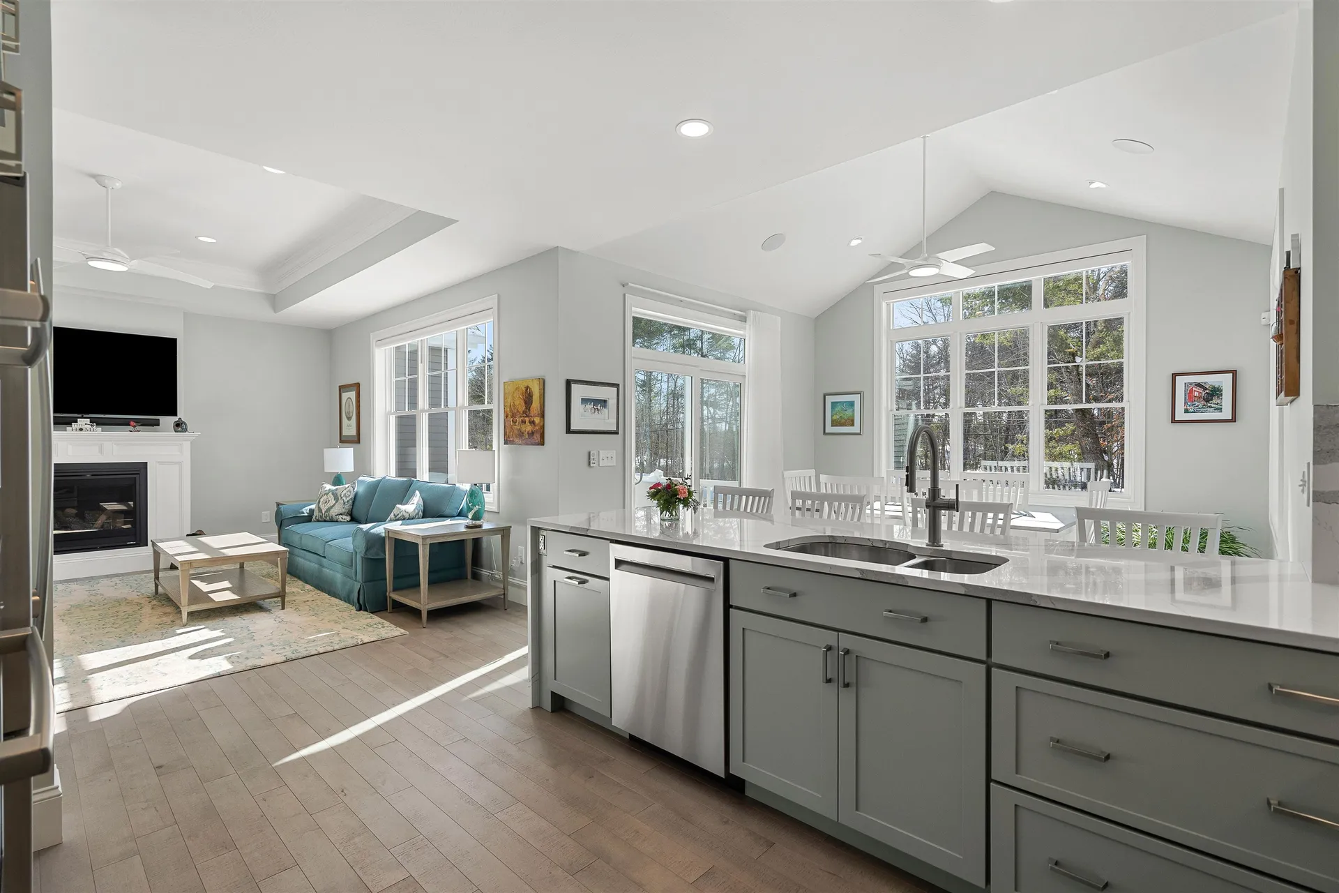 6 Testament Circle Nashua NH 03062