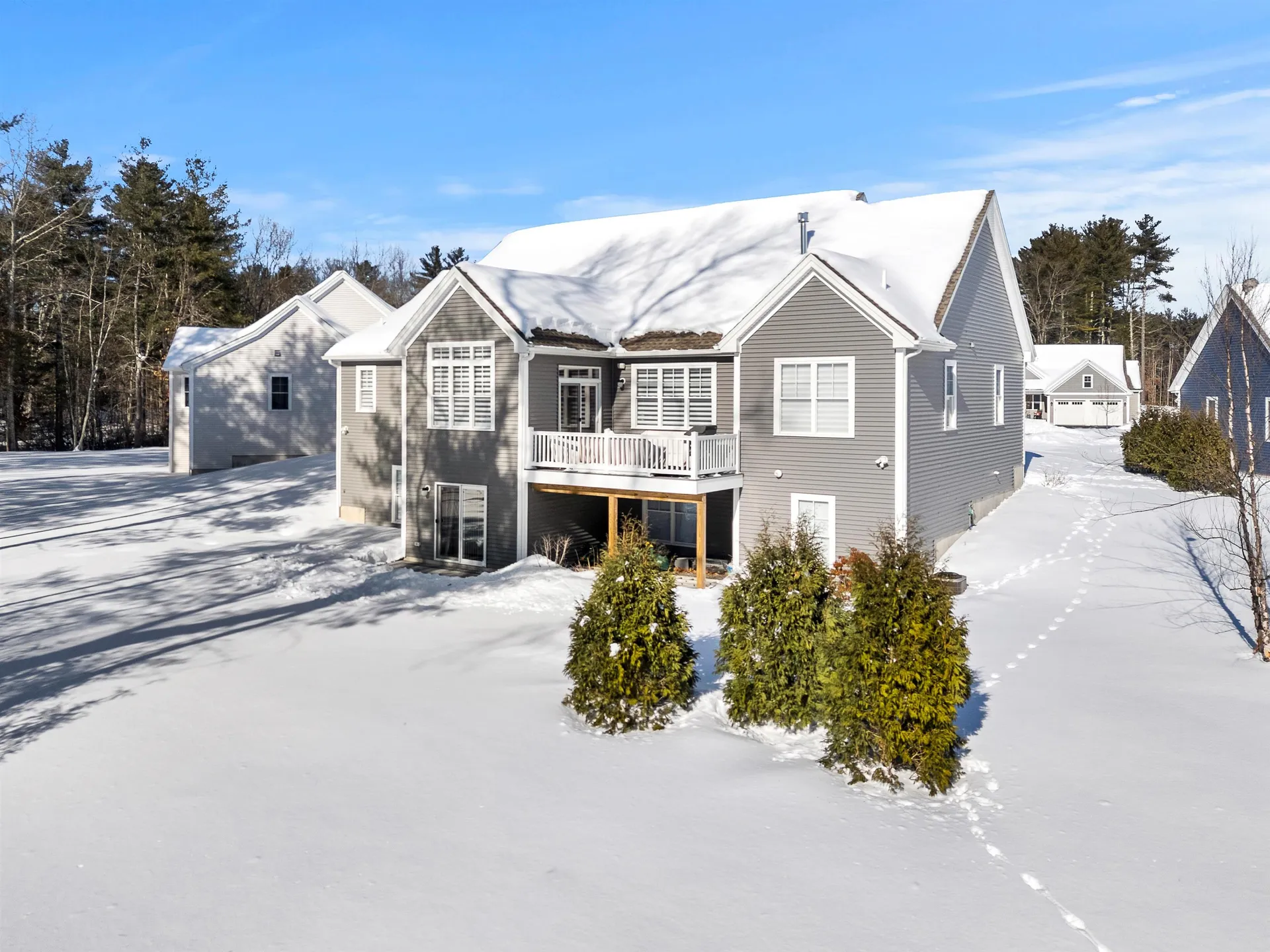 6 Testament Circle Nashua NH 03062