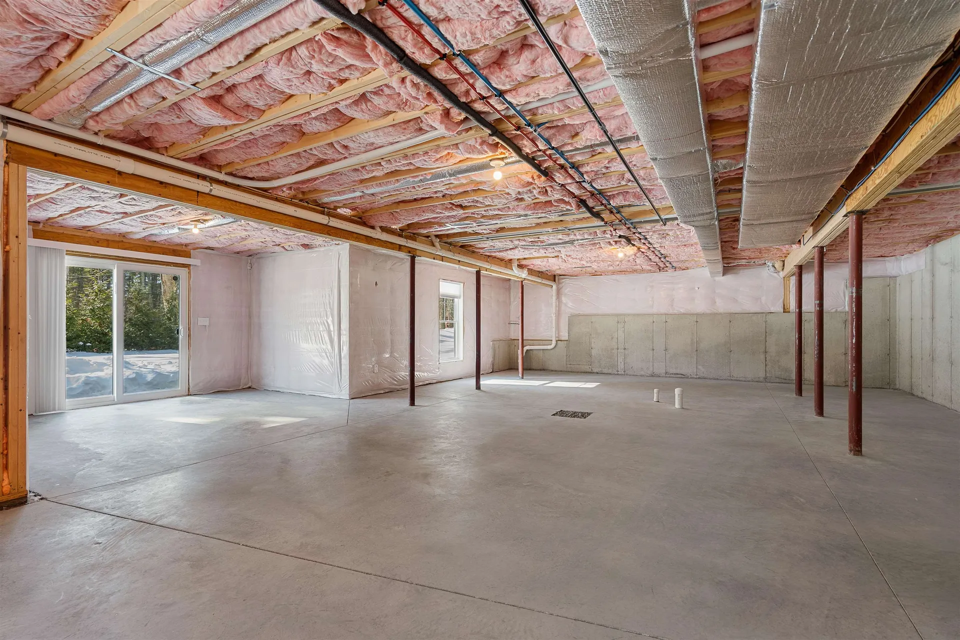 6 Testament Circle Nashua NH 03062