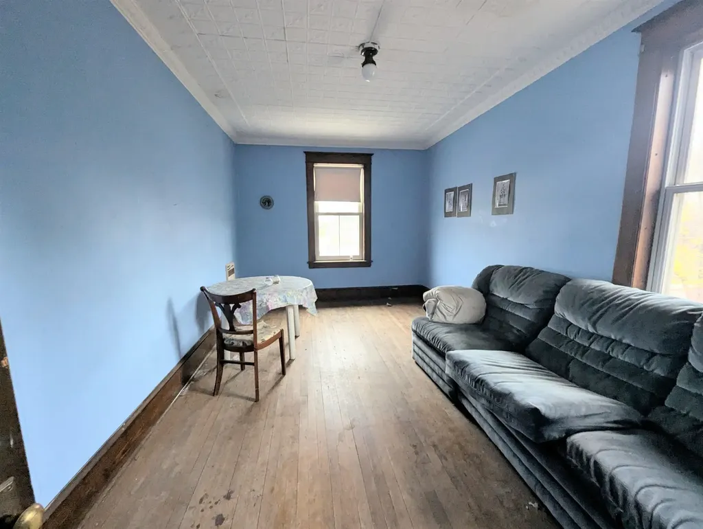 537 Railroad Street St. Johnsbury VT 05819
