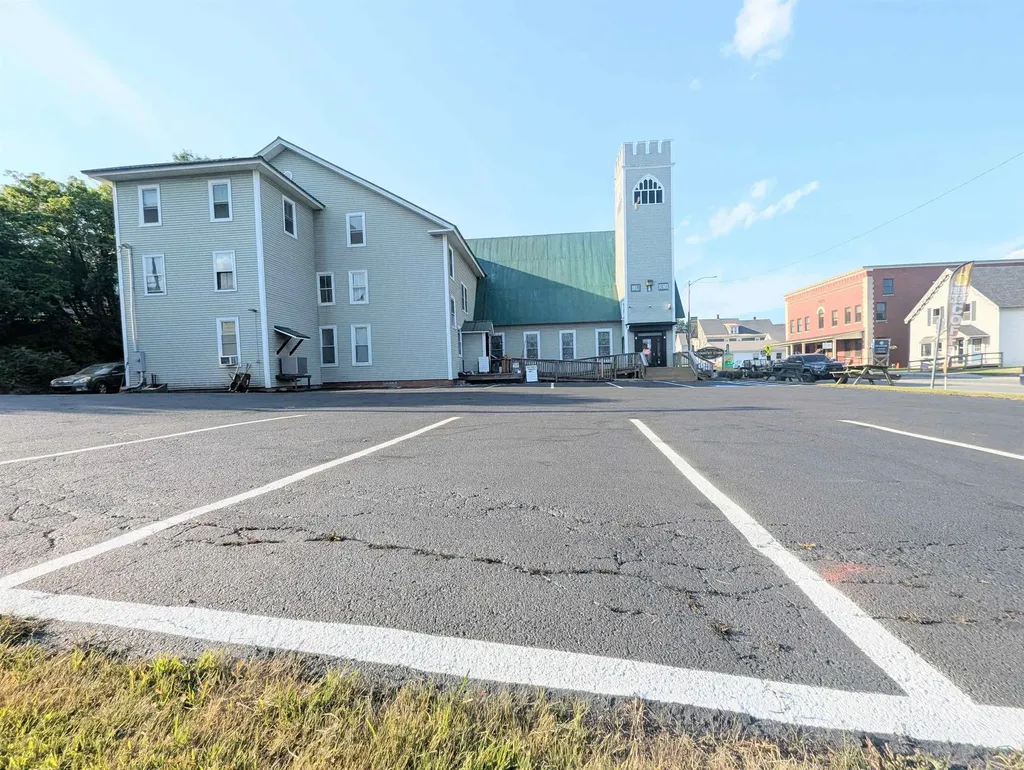 537 Railroad Street St. Johnsbury VT 05819