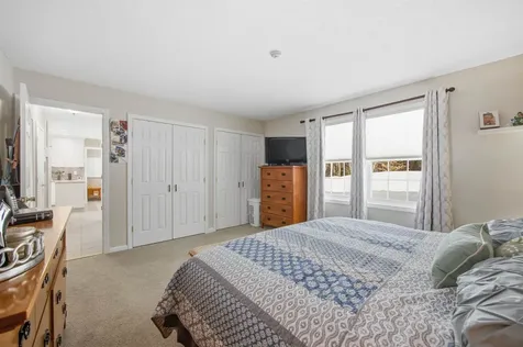 10 Independence Way Laconia NH 03246