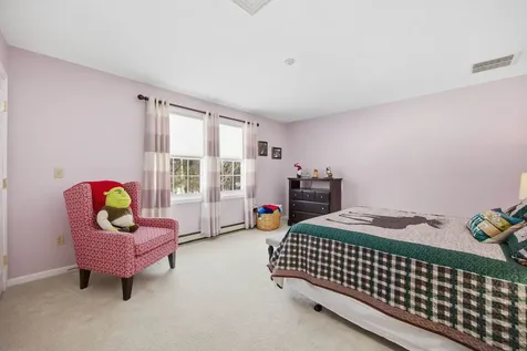 10 Independence Way Laconia NH 03246