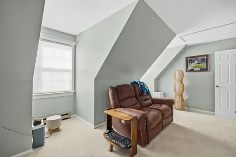 10 Independence Way Laconia NH 03246