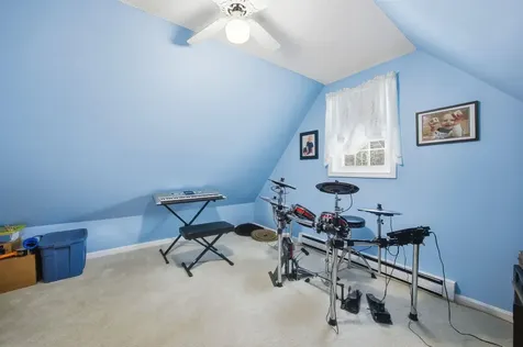 10 Independence Way Laconia NH 03246