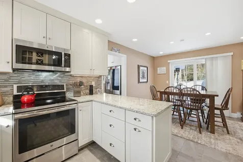 10 Independence Way Laconia NH 03246