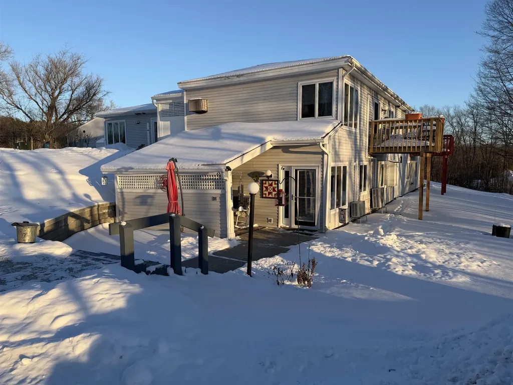 153 Pittsford Commons Pittsford VT 05763