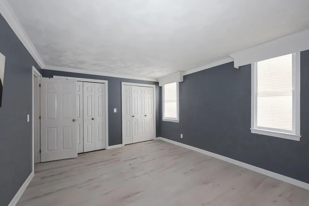 7 Colonial Square Peterborough NH 03458